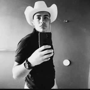 Meet your Posher, Nicolas